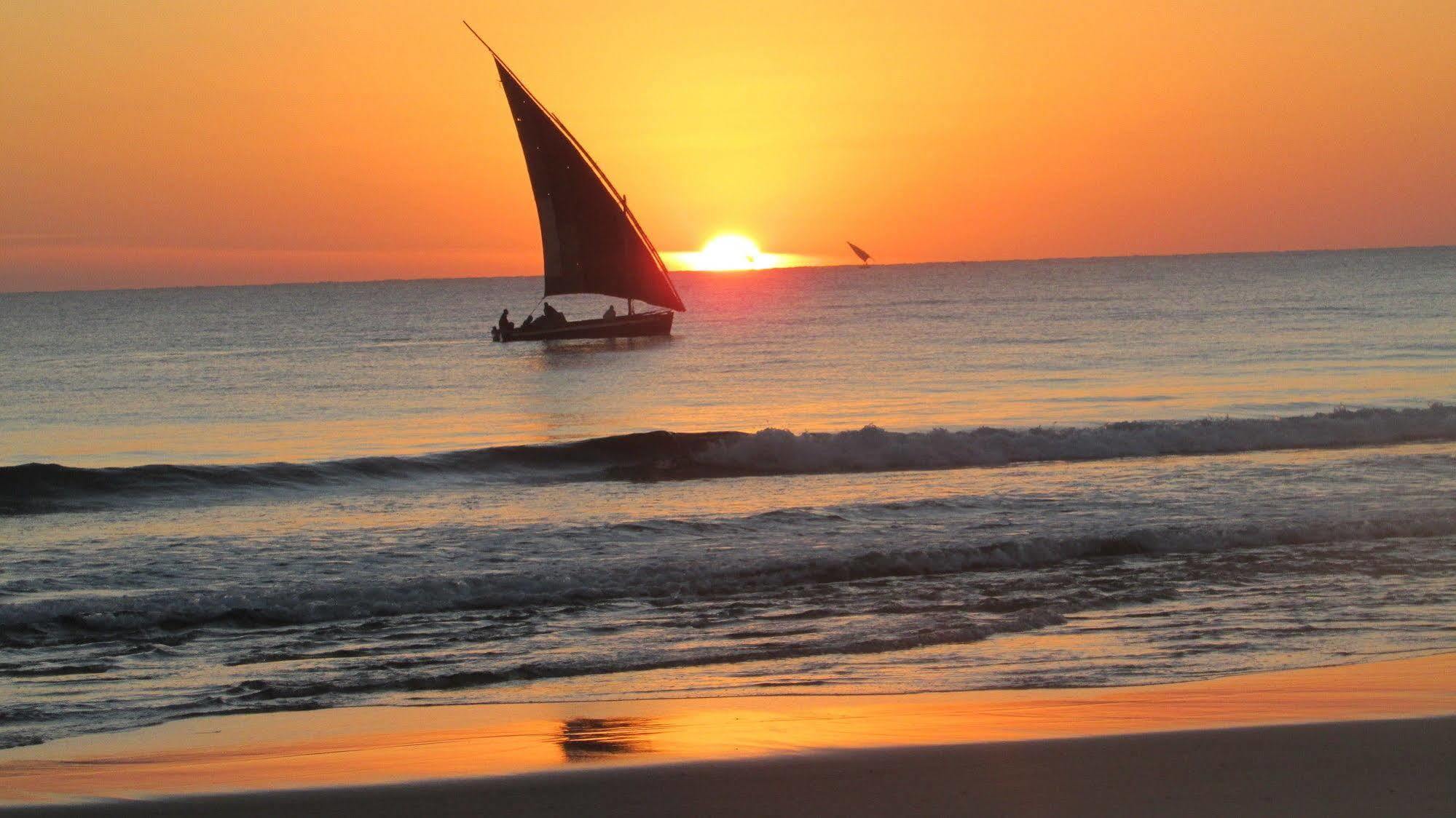 Barra Beach Club Inhambane Extérieur photo